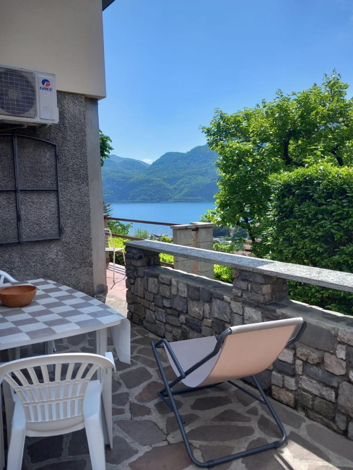 Lake And Guzzi View - Holiday Home 만델로델라리오 외부 사진
